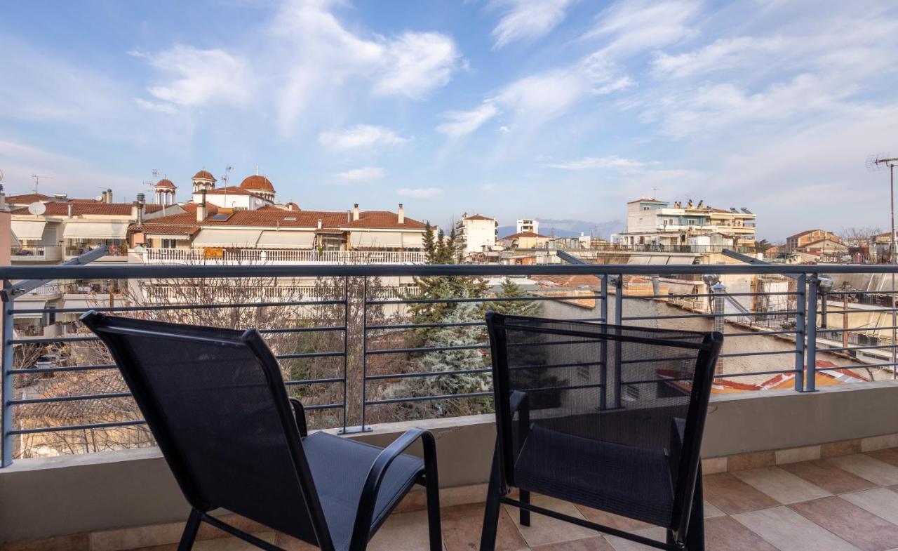 Central Apartment With Parking Larissa Exterior foto